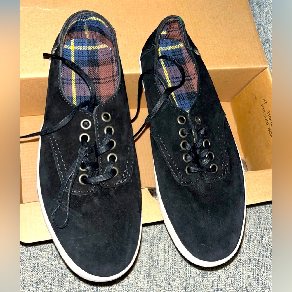 Vans suede skate shoe, size 5.5